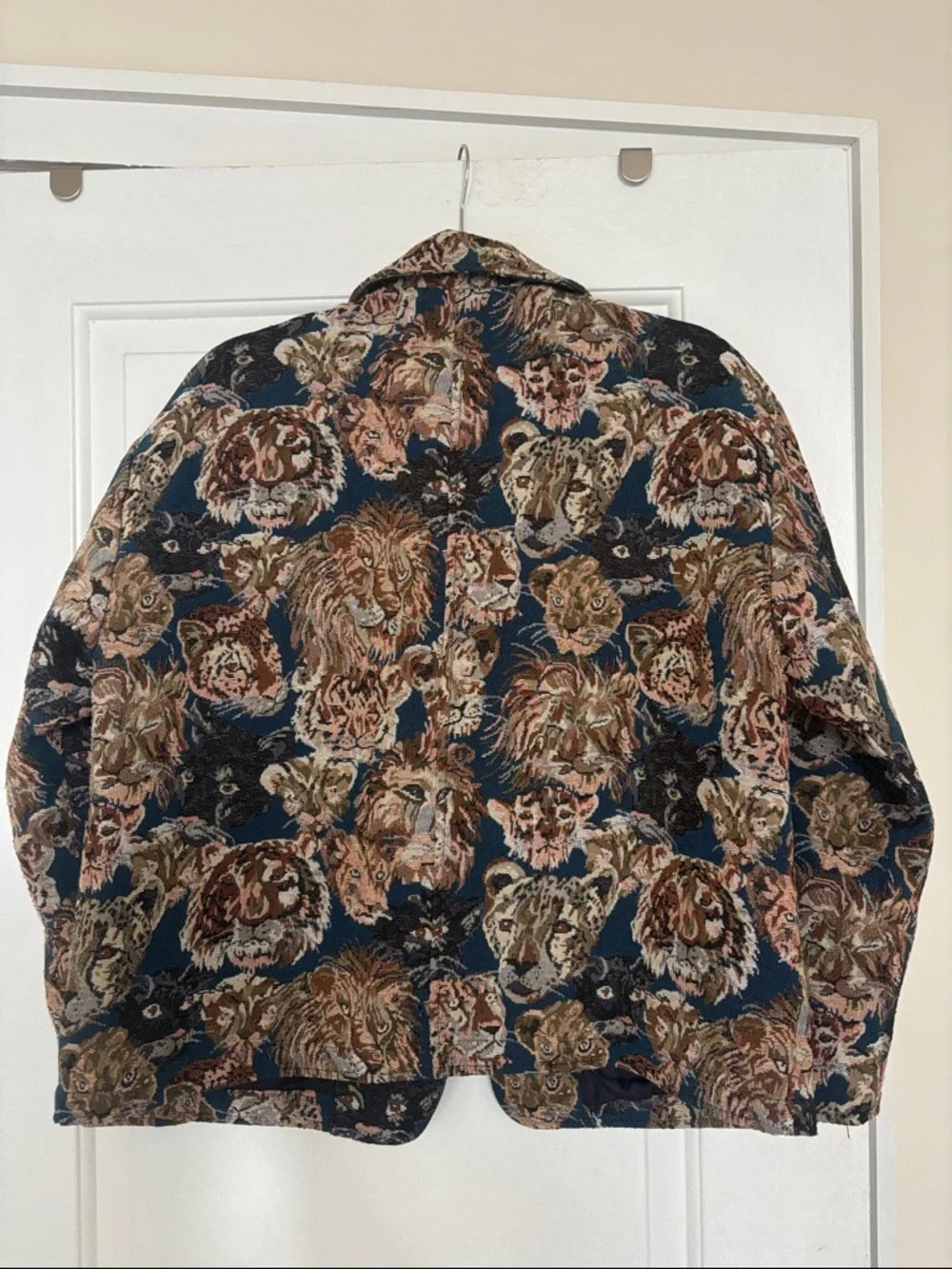 Japanese Vintage Big Cat Jacket - Picture 3 of 7